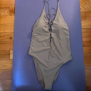 NWT Aerie one piece swimsuit Grey Halter front tie design size XL